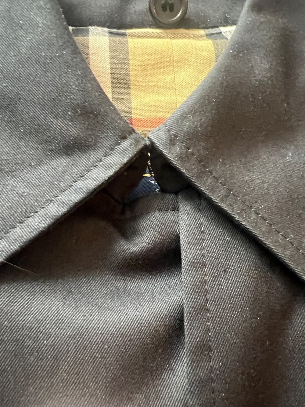 Burberry Heritage Waterloo Trench Coat Black EUC M 50” duster trench coat - Picture 13 of 14